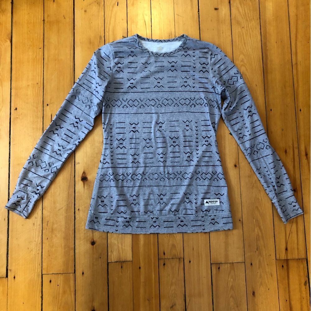 Burton DryRide Women’s long sleeve base layer pullover top, size medium